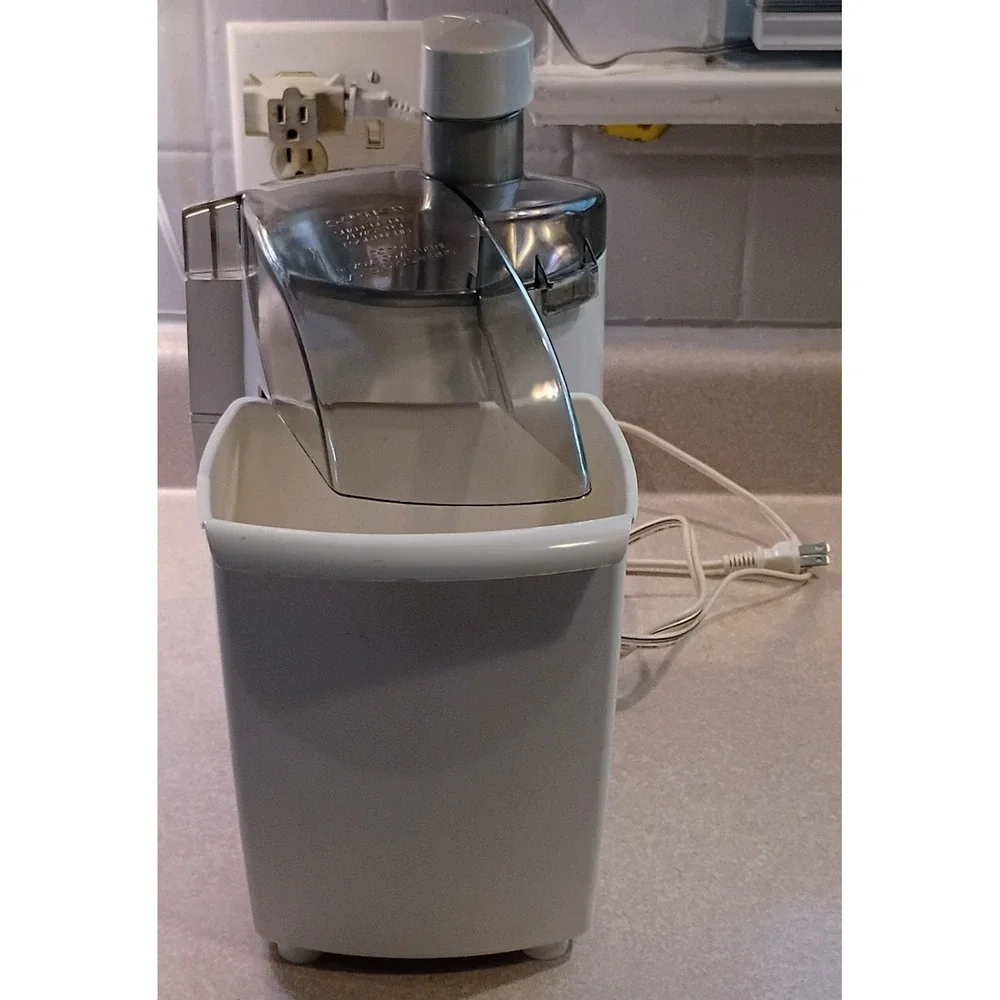 The Juiceman II JM-2 Automatic Juice Extractor White Electric Juicer TESTED